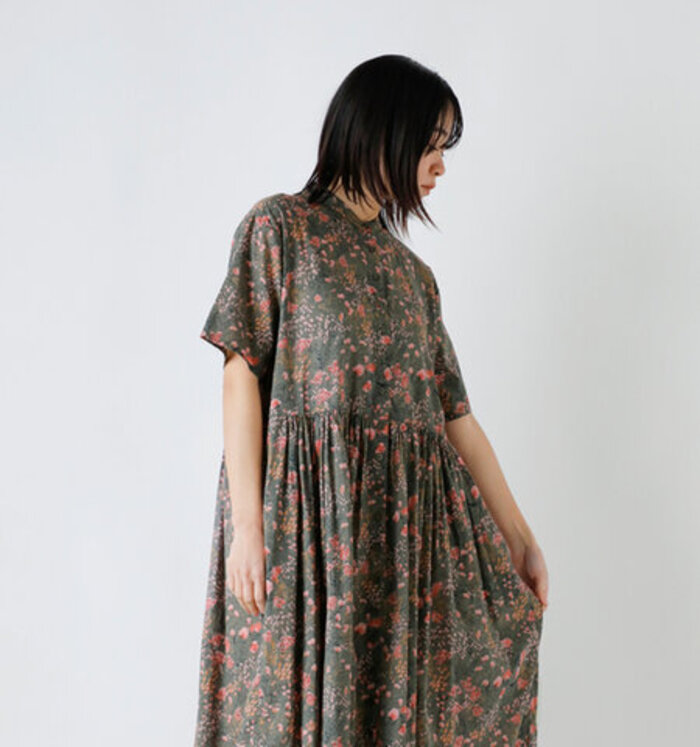 品よく華やかな「大人の花柄ワンピース」おすすめ＆おしゃれコーデ 