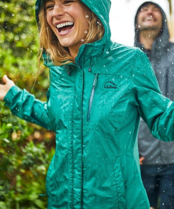 自転車ママにもおすすめ《レインコート》カタログ。雨の日を楽しくする