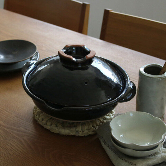 陶器 片手鍋 ホーロー鍋 お粥や雑炊 桜柄セラミック蓋付 琺瑯 陶器 ガス火専用 (IH不可) 調理器具 家庭用  土鍋 桜 6号 （1～2人用） 深型 IH対応 ボーンチャイナ （ 両手鍋 どなべ 深型鍋 おすすめ 1～2人用 ガス火対応 陶器製 ） |  リビングート　店