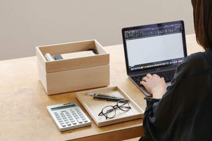 デスク周りが整う！デスク収納＆便利グッズ特集 | キナリノ 