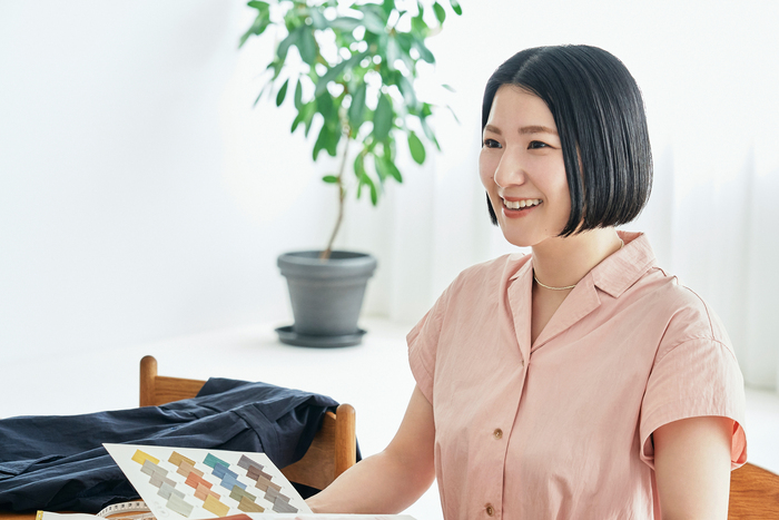 【ただいま試着中!】knrn.の「めんどくさい日のオールイワン」を身長別のスタッフがレビュー