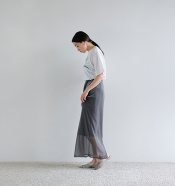 夏も「モノトーン」が好き！涼しげに着こなす6つのコツ