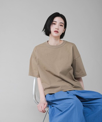 猛暑を乗り切る【涼感&快適アイテム】汗ばむ日こそ、頼れる一着を!