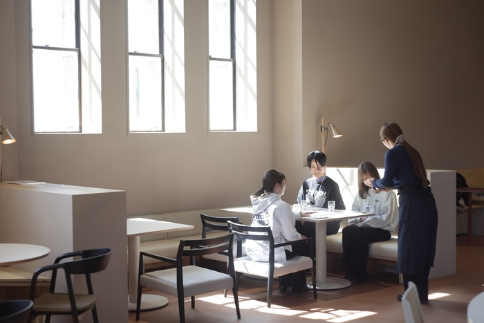 ■ENFUSE 大阪
営業時間：9:30 ～ 19:00
定休日：美術館の休館日に準ずる
電話番号（カフェ直通）：06ｰ6718ｰ5744