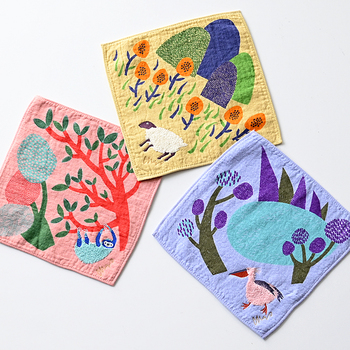 サイズ:約25×25cm