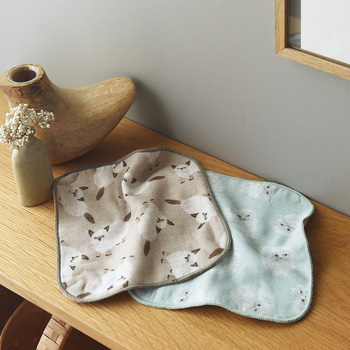 サイズ:約20×20cm