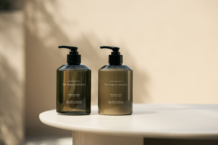 やさしい香りで解きほぐす。精油100%の香りの贅沢なヘアケア