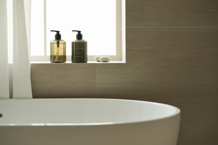 やさしい香りで解きほぐす。精油100%の香りの贅沢なヘアケア