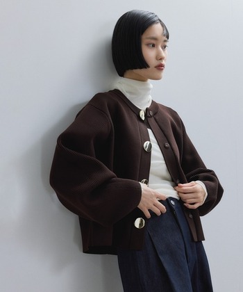 どんな茶色が似合う？「ブラウン」の色見本＆おしゃれコーデ