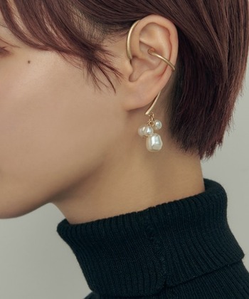 イヤーカフの付け方まとめ。リングや三角タイプ、挟む・落ちない方法は？