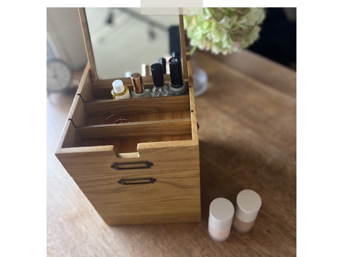 時間がない朝も気分が上がるメイクボックスの話 ―こどもと暮らし 田中あずささん