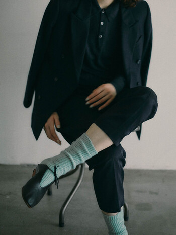 いつものコーデに一足投入！靴下で差をつける秋コーデ