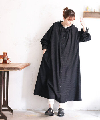 ■着丈：119cm（M）、120cm（L）、121cm（LL）、122cm（3L）、123cm（4L）、124cm（5L）
■モデル身長：164cm（Mサイズ着用）