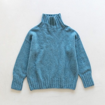 レイヤードに活躍するベーシックアイテムに注目!秋の着回し -2-