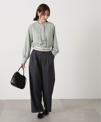 悩みがちな『40代女性のファッション』の注意点は？似合う服選びのコツとおすすめアイテム