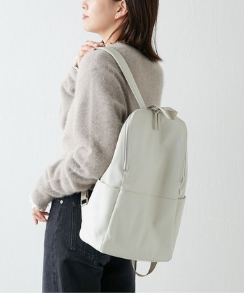 女性におすすめ通勤リュックの選び方｜きれいめ・ビジネスシーンにも◎