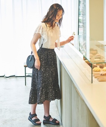 一枚でおしゃれ度グンとUP！「フィッシュテールスカート」コーデ集