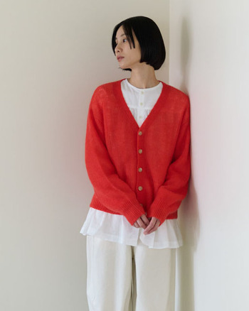 季節の変わり目に使える！秋色カーディガン