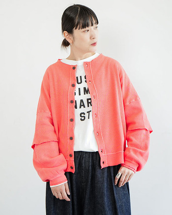 季節の変わり目に使える！秋色カーディガン