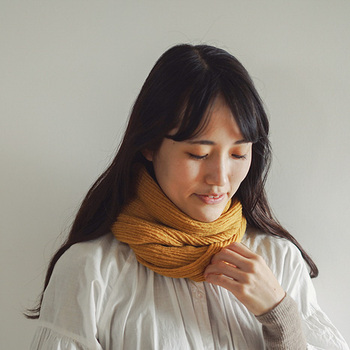 「マフラー・ストール」であったか秋冬コーデ♪巻き方アレンジも