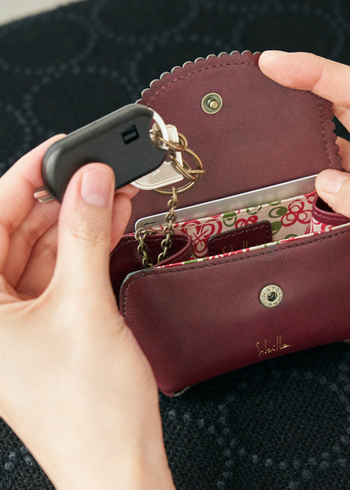 大人のご褒美にちょうどいい。エディターが選ぶ“本命財布”