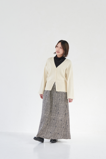 ブラック×ベージュ・Mサイズ着用