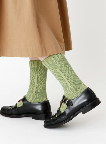 【地味見え回避】一点投入で見違える!大人の簡単おしゃれ術