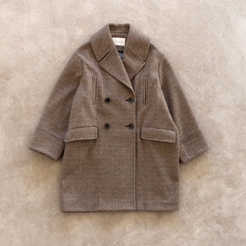 見た目のバランスも、寒さ対策も◎。重ね着で楽しむ冬の着回し -1-