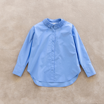 見た目のバランスも、寒さ対策も◎。重ね着で楽しむ冬の着回し -1-