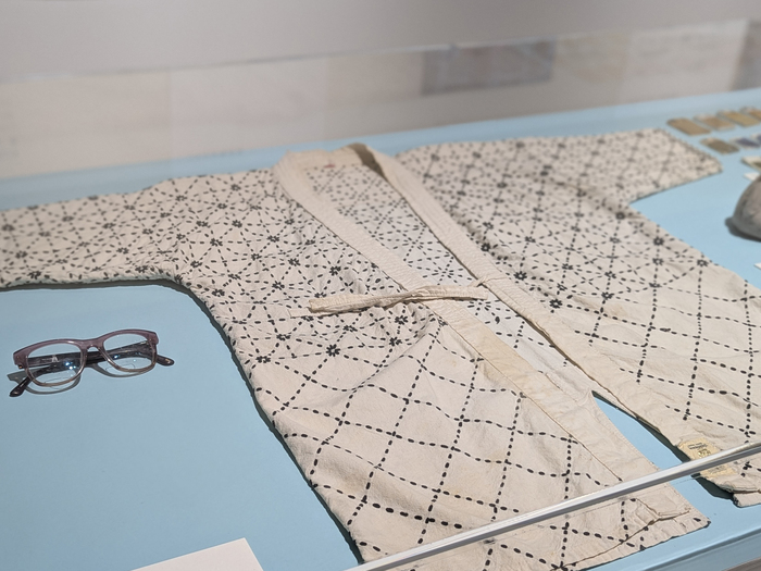 制作時やプライベートでリサが好んで着用していた剣道着。刺し子の模様が美しく、手仕事の温かさを感じます