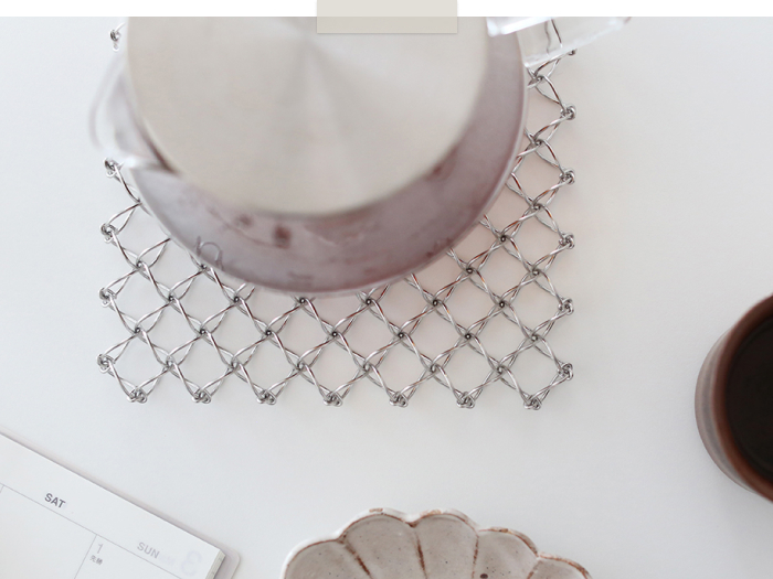 まるでアート！飾りたくなるポットマットの話 ―BOWKNOT河野恵美さん