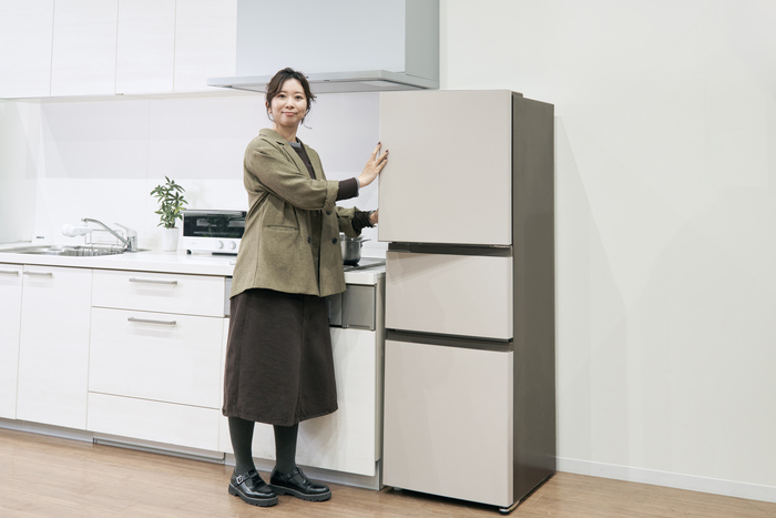 ルームスタイリストも太鼓判！キッチンと暮らしが整う2台目冷蔵庫