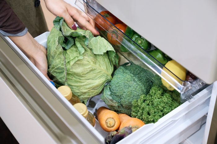 ルームスタイリストも太鼓判！キッチンと暮らしが整う2台目冷蔵庫