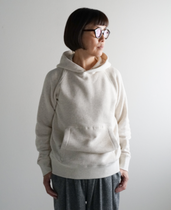 長く使える万能トップス！「スウェット・パーカー」月間人気ランキングTOP10