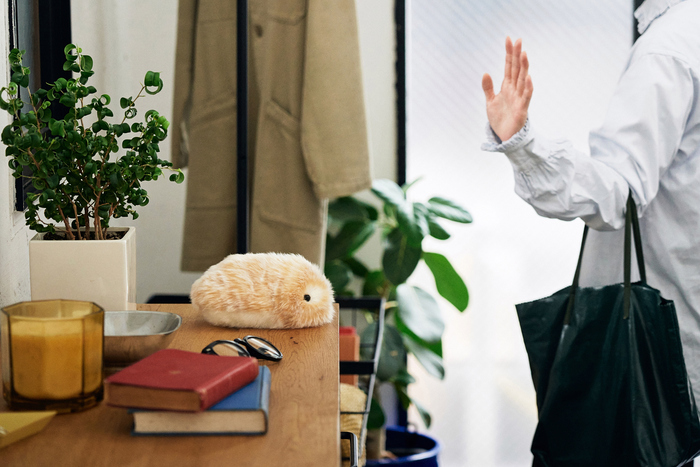 人とふれあうことで感情が育つ。新しいペット『Moflin』との生活