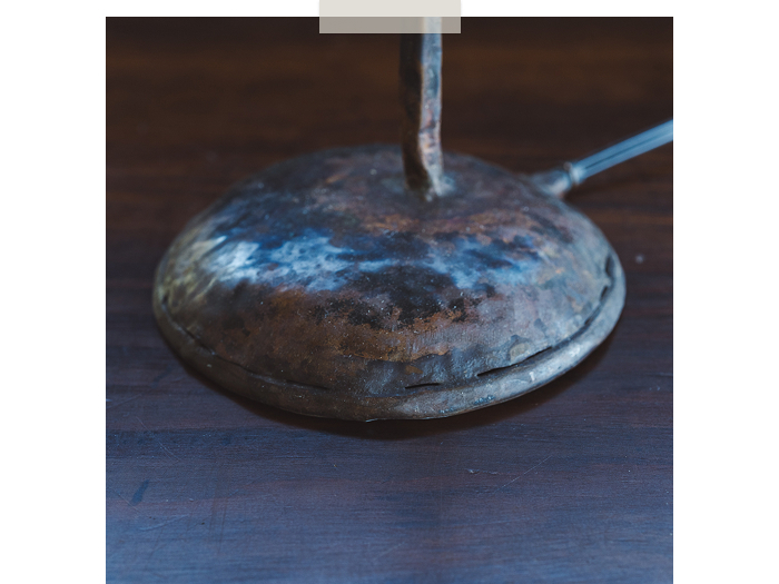 夫婦で取り合い！照明好き店主の新スタメンの話 ―イロドリ 迫口摩季さん