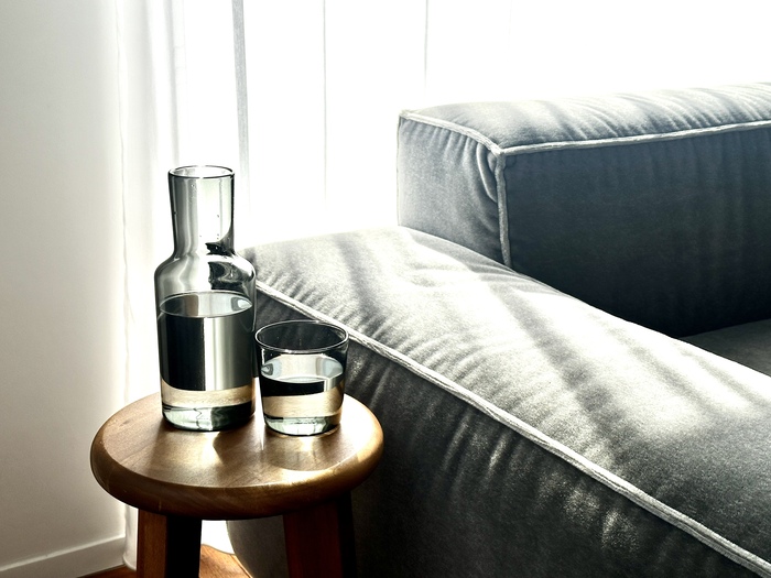 生活空間がちょっとよそゆき顔に。おしゃれな「ナイトカラフェ」