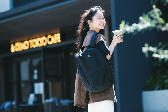 “きれいめグレゴリー”が新鮮!大人にぴったりな相棒、見つけました