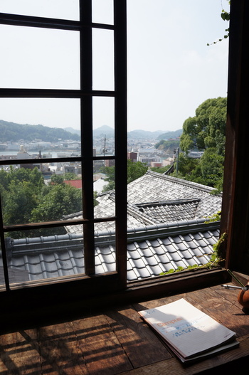 尾道のゆったりとした空気の中には、レトロなカフェが似合います。でも近代的なオシャレ空間カフェもビシッとはまっていましたね。どちらのタイプのカフェもある観光地・尾道。そんな魅力の詰まった尾道で、ぜひ一度カフェ巡りをしてみてくださいね♪