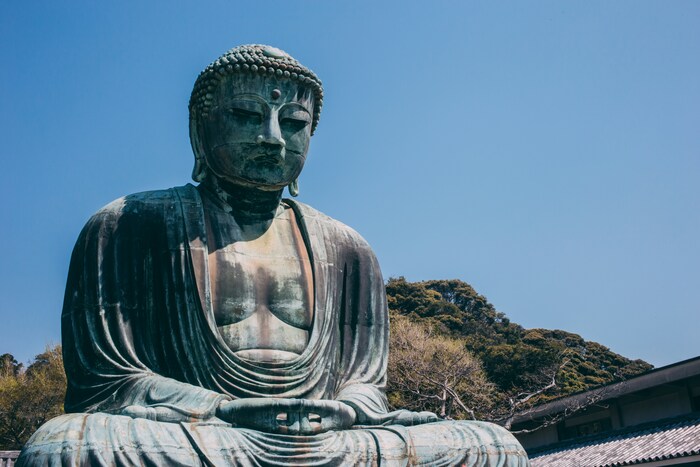 鎌倉は寺院を巡ったり、美味しいご飯や甘味を食べたり、のんびりゆったりと町歩きができる大人が楽しめる町なんです。その中でも外せないのがやはりショッピング。今回は鎌倉駅から歩いて行ける、私たちの暮らしを豊かにしてくれるアイテムに出合える鎌倉の素敵な雑貨店をご紹介したいと思います。