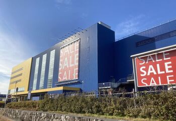 リーズナブルな大型インテリアショップIKEA、訪れた方も多いのではないでしょうか。

日用品や収納アイテムなど、定番品も多く、いつでも購入できる安心感がありますね。
インテリア好きなブロガーさんにも愛用者多数。
通販もリアルショップも楽しめるインテリア雑貨。お部屋を楽しく彩ってみてくださいね♪