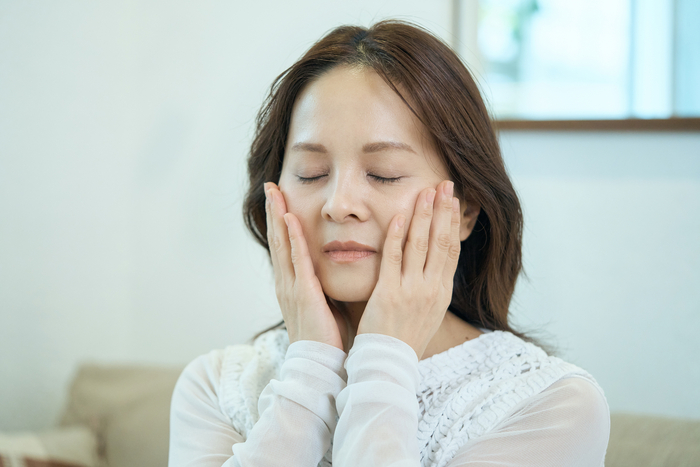 ハリ不足やシワなど大人の肌悩みに。根本アプローチの本質ケア