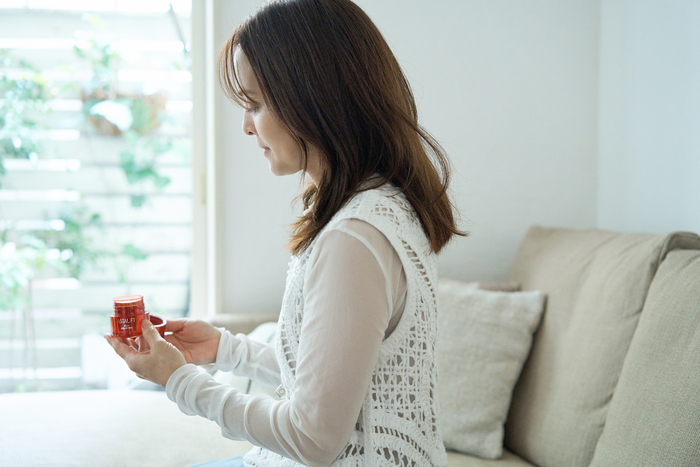 ハリ不足やシワなど大人の肌悩みに。根本アプローチの本質ケア