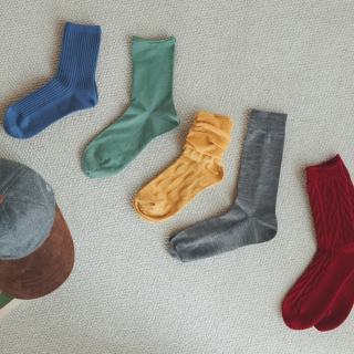人気スタイリストが指南!秋冬に挑戦したいカラー&柄入りソックス活用術